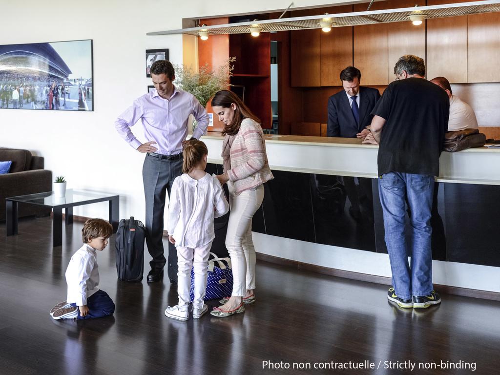 Mercure Shaw Parade Hotel 4*
