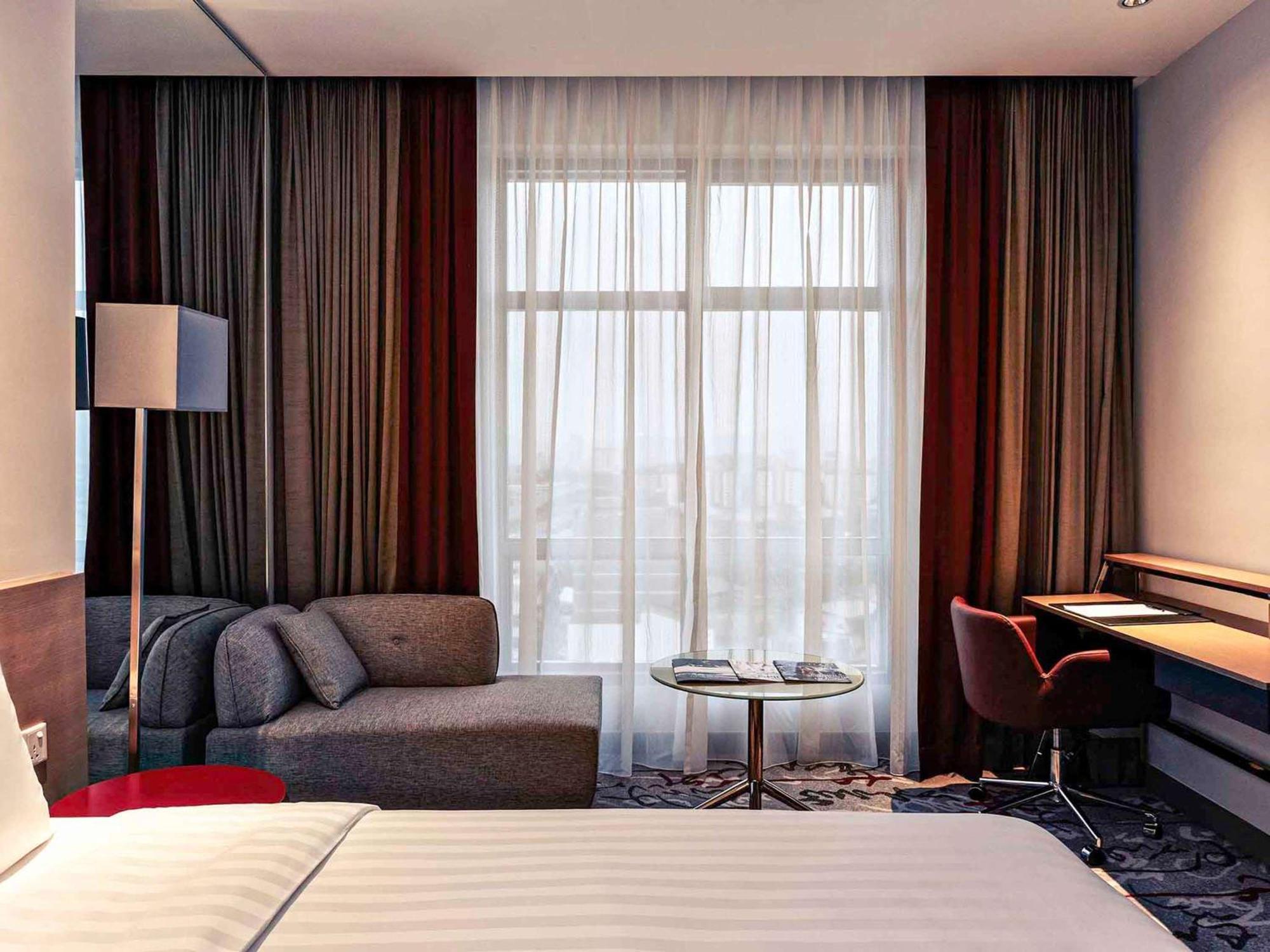 Mercure Shaw Parade Hotel