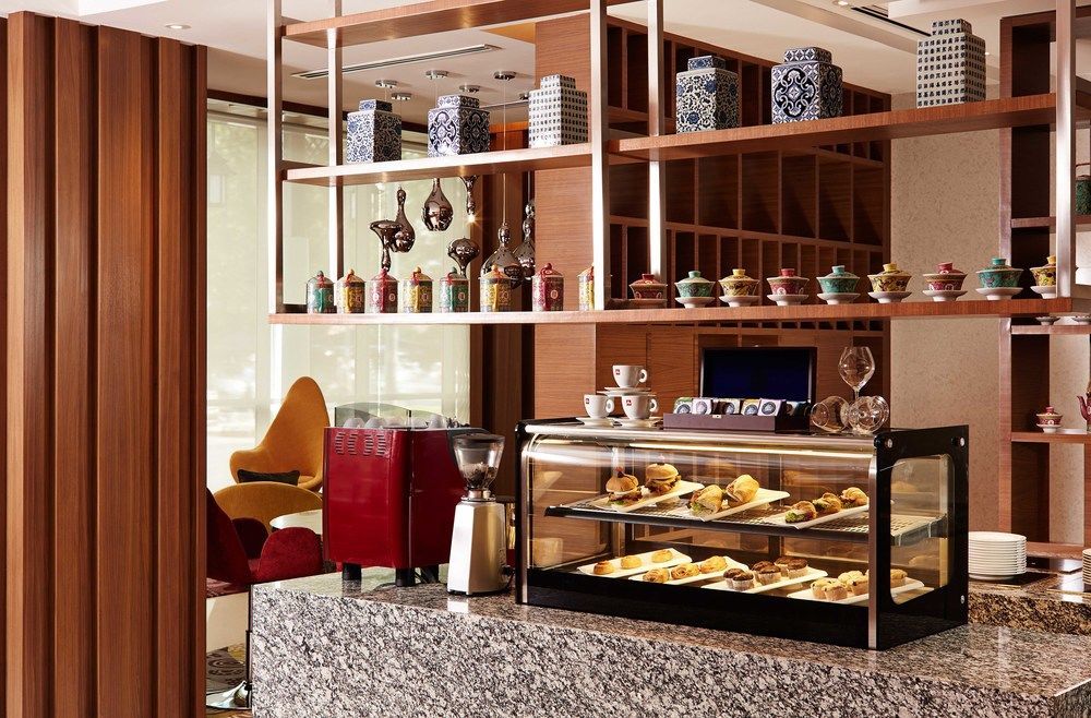 Mercure Shaw Parade Hotel